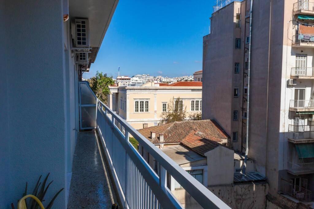 Deluxe Urban 2Br Apt By Nat. Archaelogical Museum Athens Luaran gambar